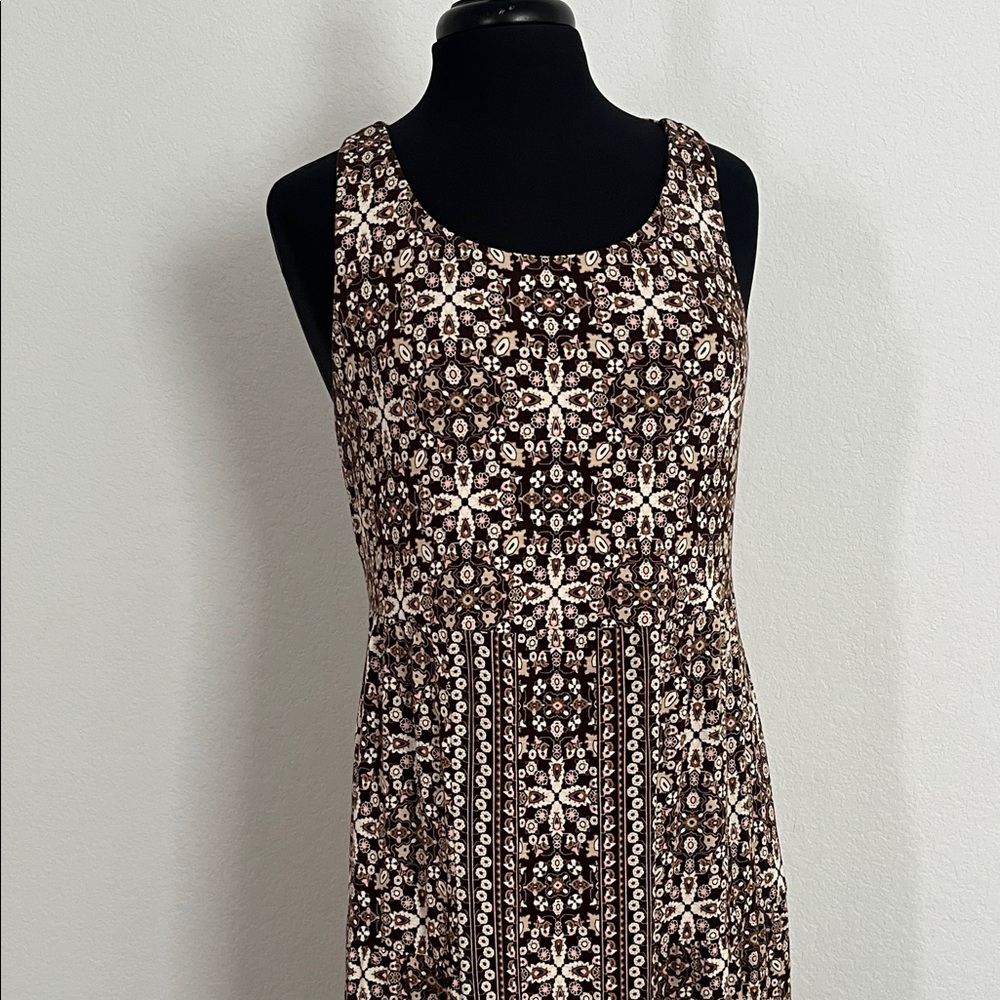 J.Jill Sleeveless Brown and Cream Patterned Maxi Dress - Picture 3 of 16